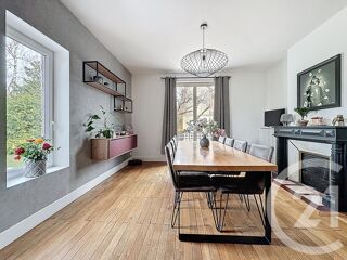  Maison � vendre 10 pi�ces 334 m�