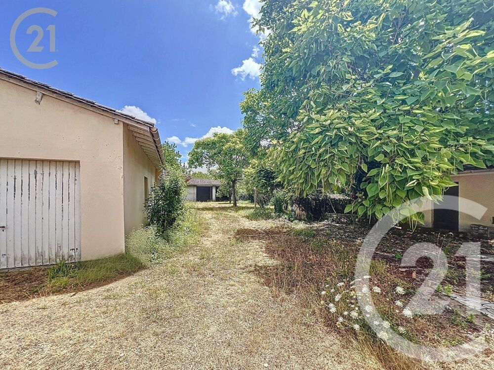 vente Maison - 6 pièce(s) - 300 m² Montpon-Ménestérol (24700)