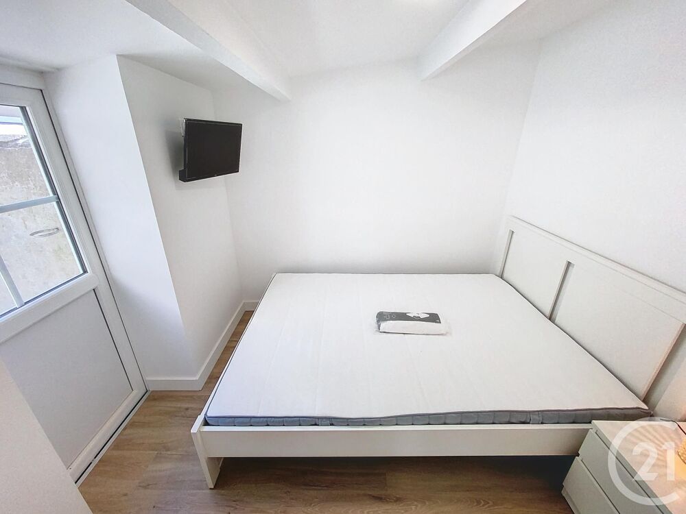 location Appartement - 7 pièce(s) - 10 m² Tours (37000)