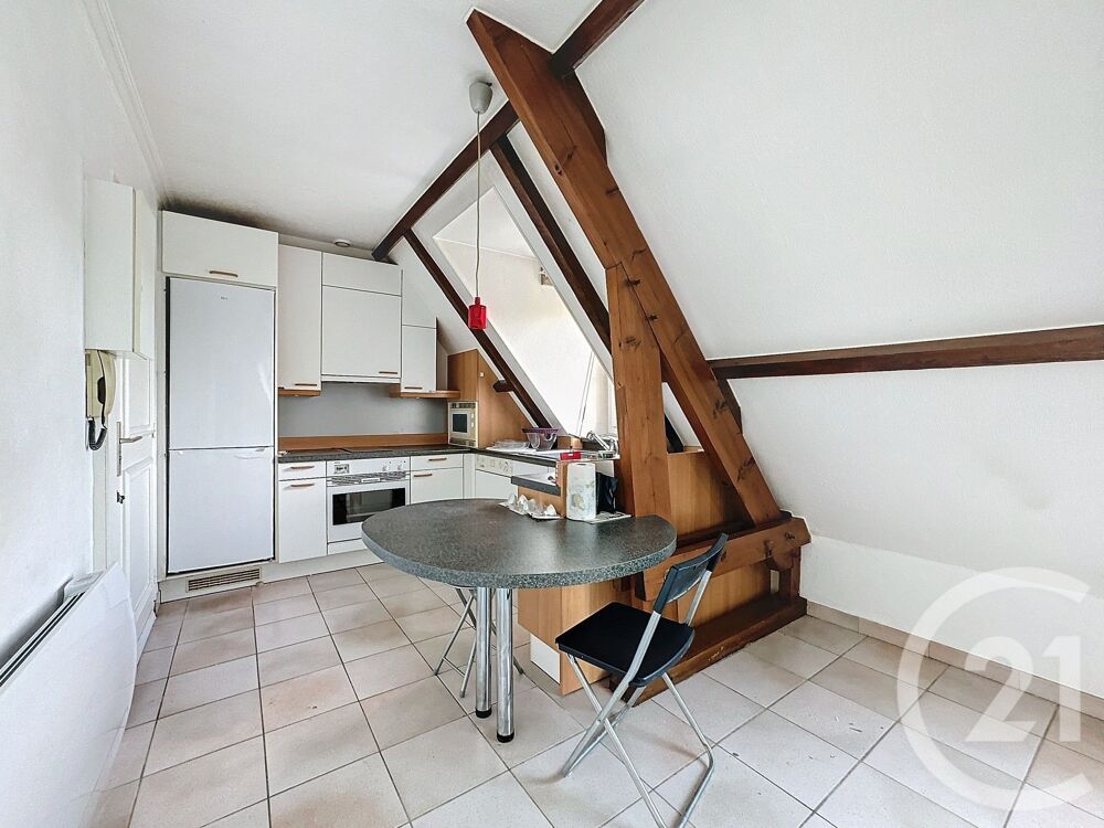 Century 21 Hennequin à le plaisir de vous présenter à la....