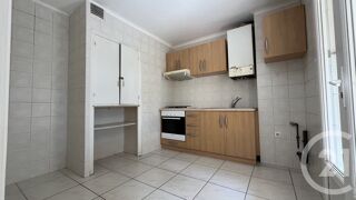 Appartement à louer 3 pièces 70 m²