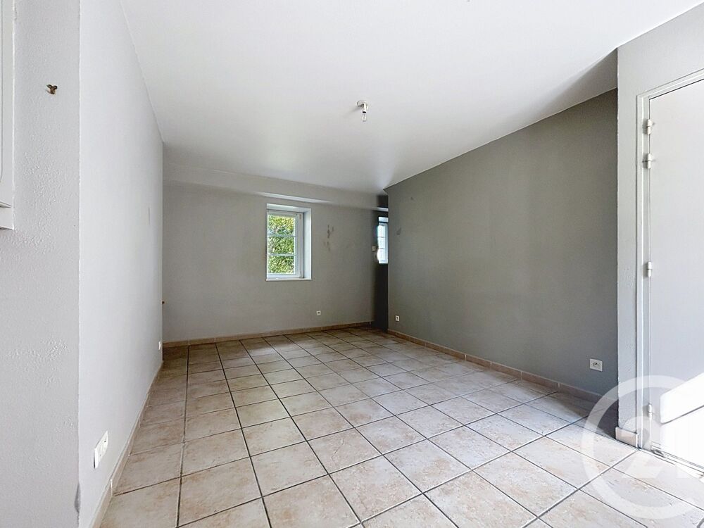 location Appartement - 3 pièce(s) - 66 m² Loulans-Verchamp (70230)