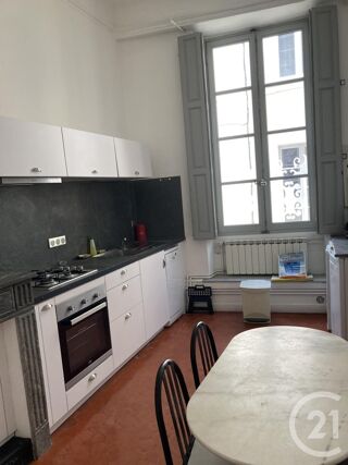  Appartement à louer 2 pièces 87 m²