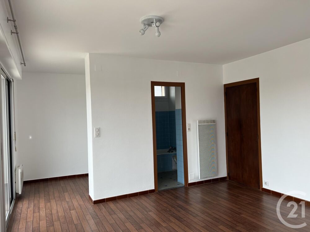 A vendre - DAX Centre Ville : Studio au 5ème et dernier ....