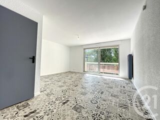  Appartement à louer 1 pièce 33 m²