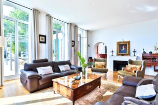  Maison  vendre 7 pices 302 m