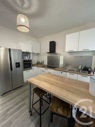  Appartement à louer 2 pièces 10 m²