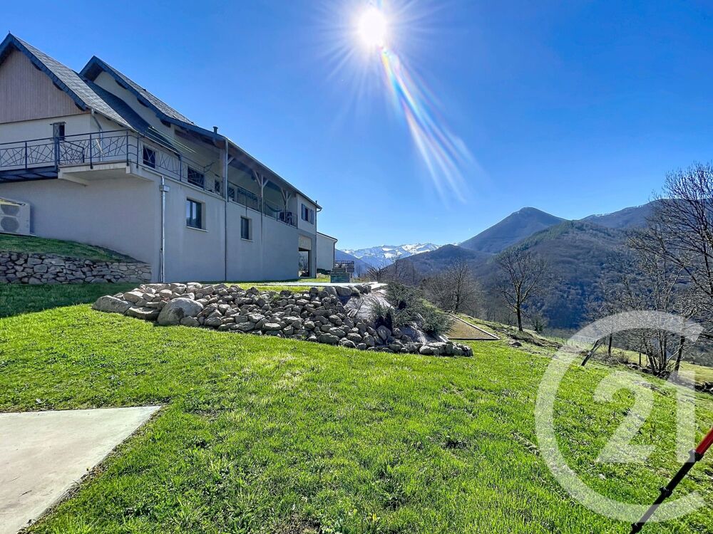 Maison 7 pièces 330 m² · à Erce · 330 m² · 557 900 €