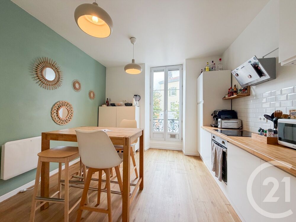 Découvrez ce superbe appartement en duplex de 147 m², id....