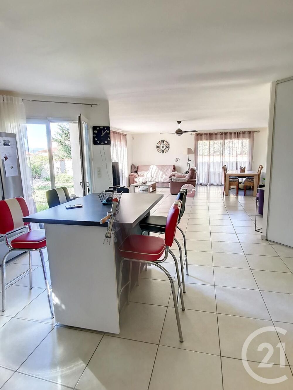 location Maison - 6 pièce(s) - 157 m² Brouilla (66620)