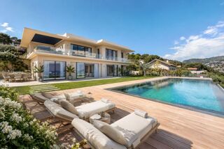  Maison à vendre 8 pièces 360 m²