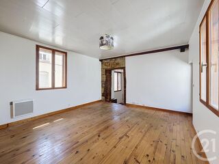  Appartement à louer 3 pièces 79 m²