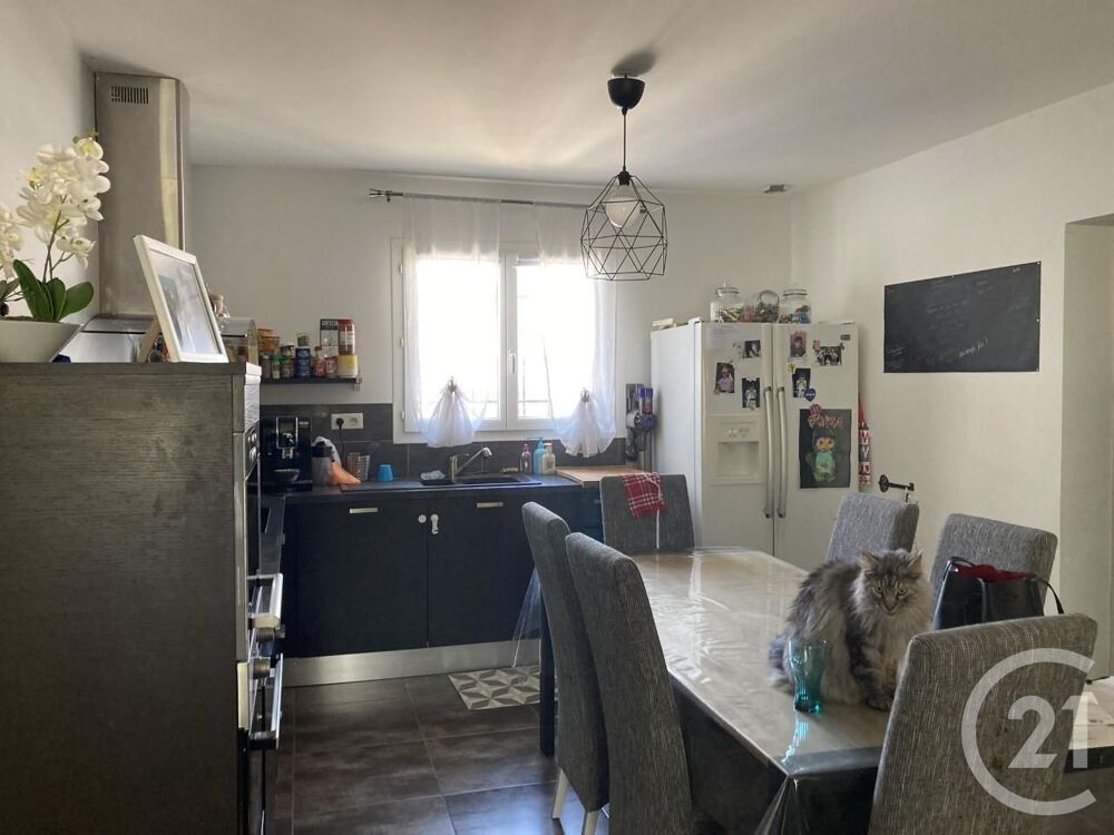 LAVALETTE. Venez visiter cette maison de plain pied ....