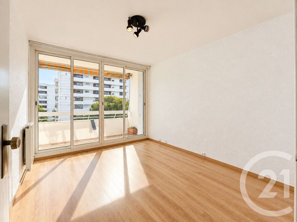 vente Appartement - 3 pièce(s) - 65 m² Antibes (06600)
