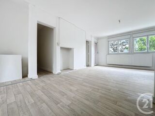  Appartement � louer 5 pi�ces 79 m�