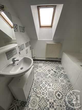  Appartement � louer 5 pi�ces 90 m� Voujeaucourt