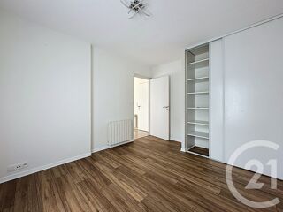  Appartement à louer 2 pièces 50 m²