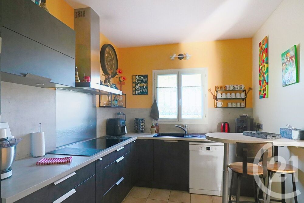 Agréable maison familiale de plain pied avec piscine !<b....