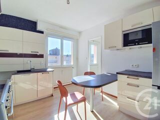  Appartement à vendre 4 pièces 121 m²