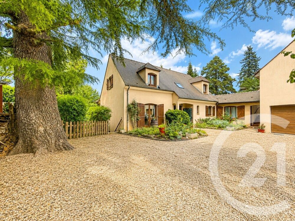 Maison 6 pièces 197 m² · à Thoiry · 197 m² · 551 000 €