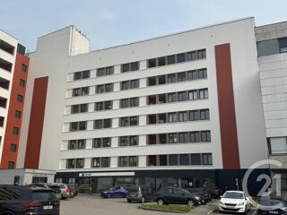  Appartement à louer 2 pièces 46 m²