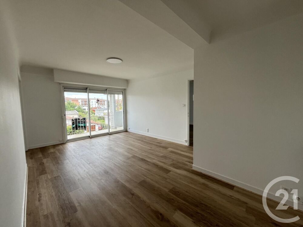 location Appartement - 3 pièce(s) - 91 m² Dax (40100)