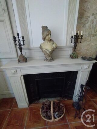  Maison  vendre 6 pices 368 m