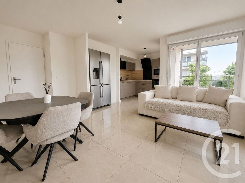 Votre agence Century 21 groupe CONSTANTIMMO à le plaisir....