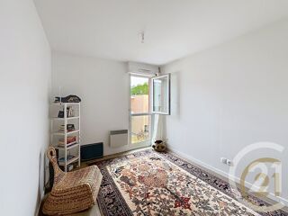  Appartement à louer 5 pièces 88 m²