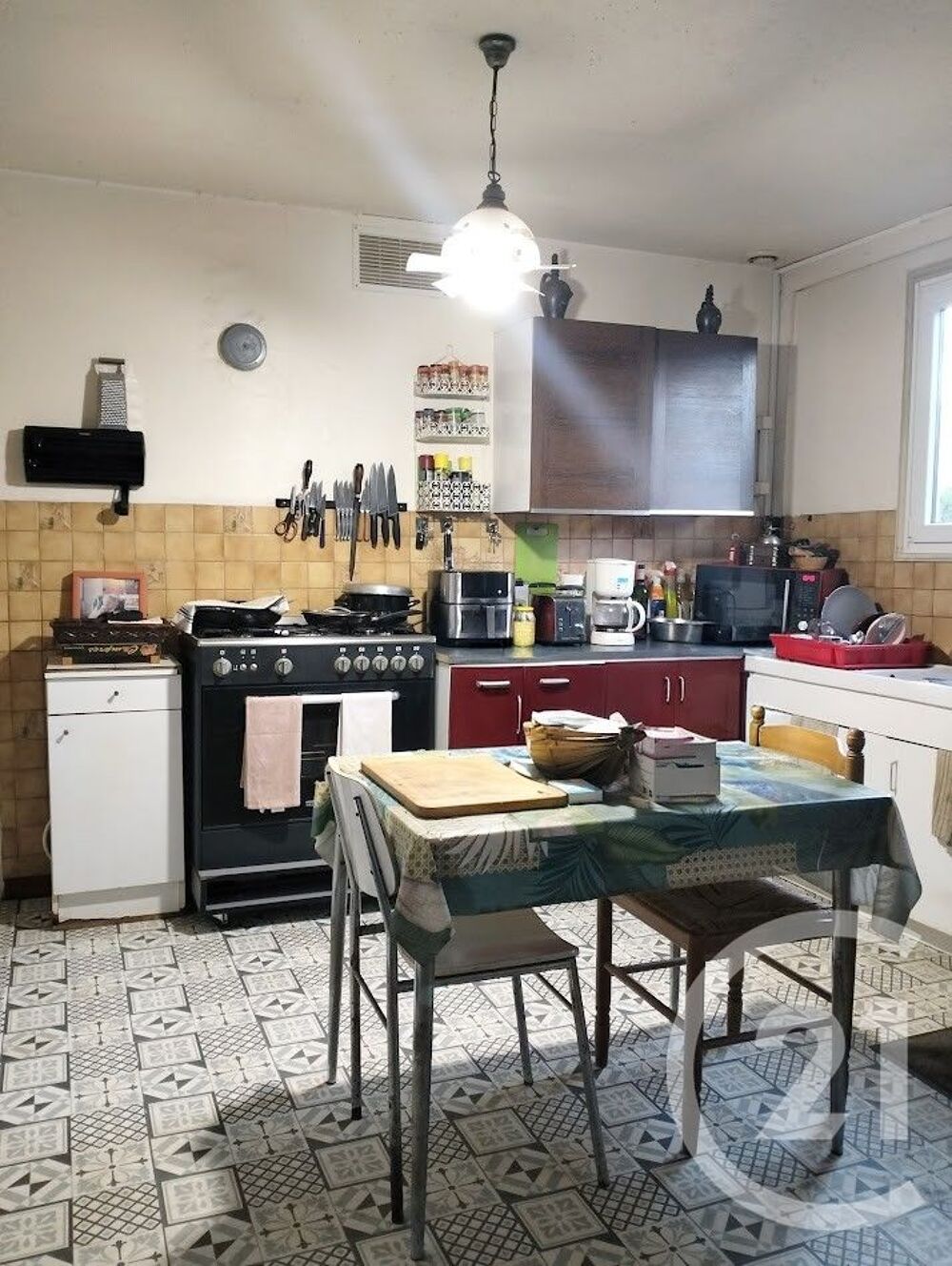 La Machine, à moins de 3h00 de Paris, commune disposant ....