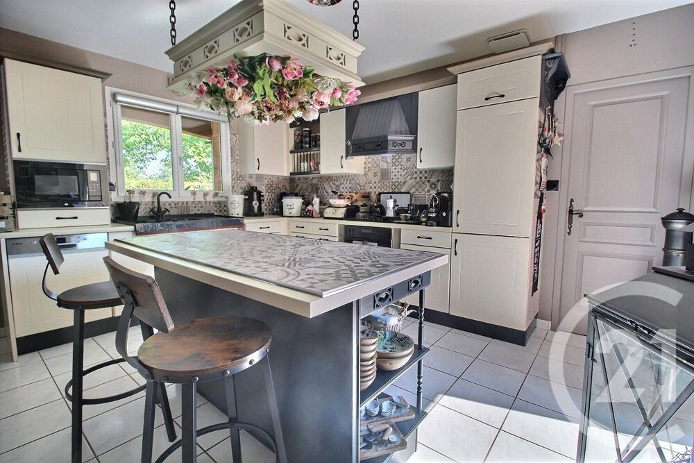 vente Maison - 5 pièce(s) - 131 m² Jonage (69330)