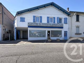  Maison à louer 7 pièces 166 m²