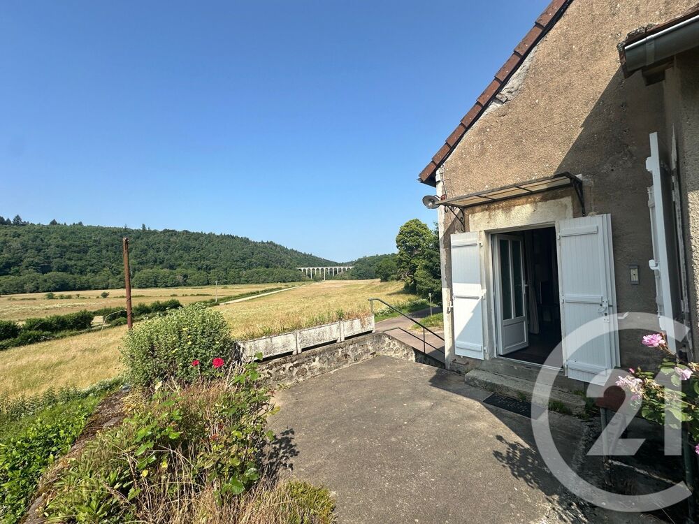 Au c½ur du Morvan, cette maison de 4 pièces vous offre u....