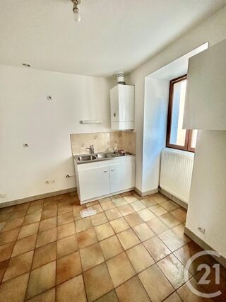  Appartement à louer 2 pièces 46 m²