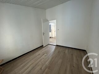 Appartement à louer 3 pièces 40 m²