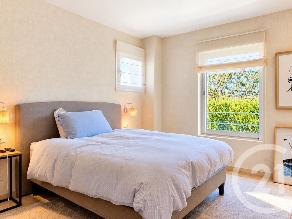 à vendre  Maison Antibes (06600)