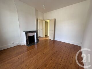  Appartement à louer 3 pièces 62 m²
