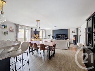 vente Maison - 6 pièce(s) - 138 m² Chasseneuil-du-Poitou (86360)
