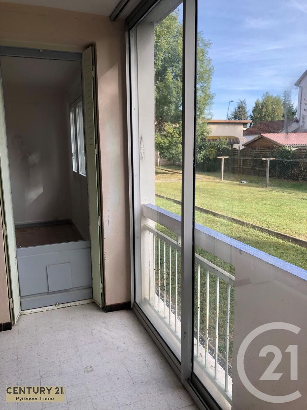 « APPARTEMENT T3 - RÉSIDENCE LES OLYMPIADES » À....