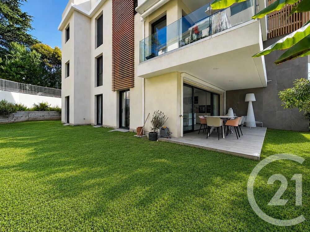 vente Appartement - 3 pièce(s) - 84 m² Antibes (06600)