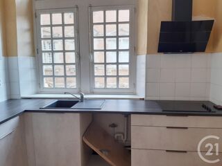  Appartement à louer 3 pièces 81 m²