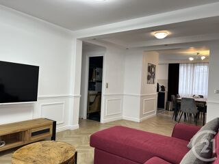  Appartement � louer 5 pi�ces 80 m�