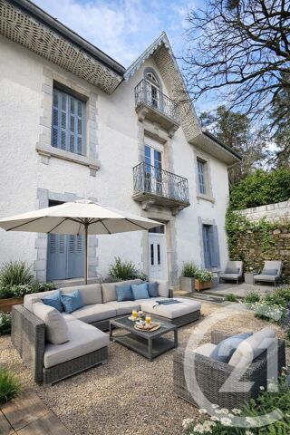  Maison � vendre 6 pi�ces 231 m�