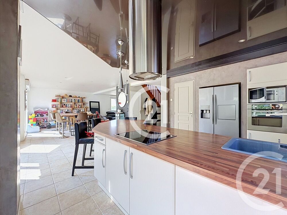 vente Maison - 7 pièce(s) - 160 m² Ifs (14123)