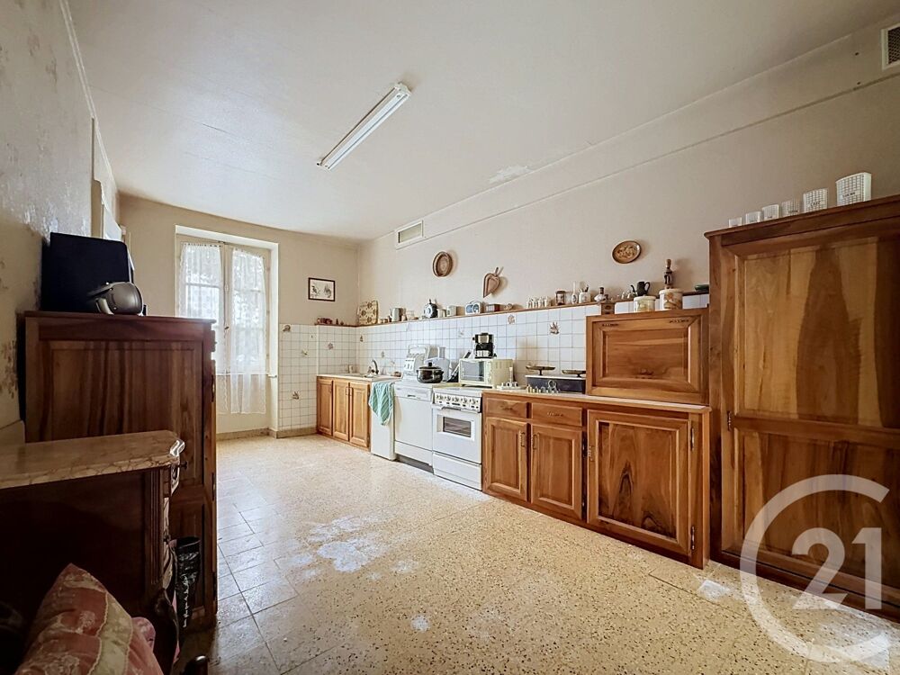vente Maison - 8 pièce(s) - 429 m² Saint-Pourçain-sur-Sioule (03500)