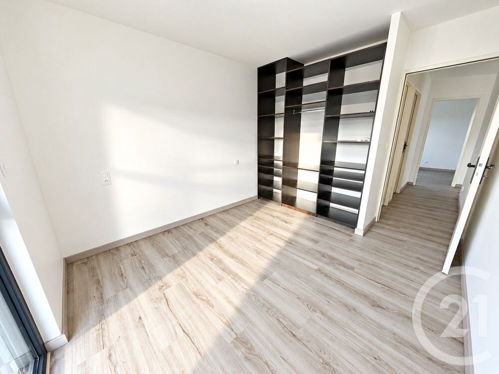 location Appartement - 3 pièce(s) - 75 m² Montesquieu-des-Albères (66740)