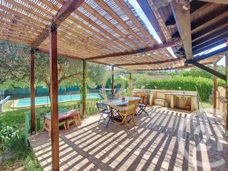  Maison à vendre 6 pièces 243 m²