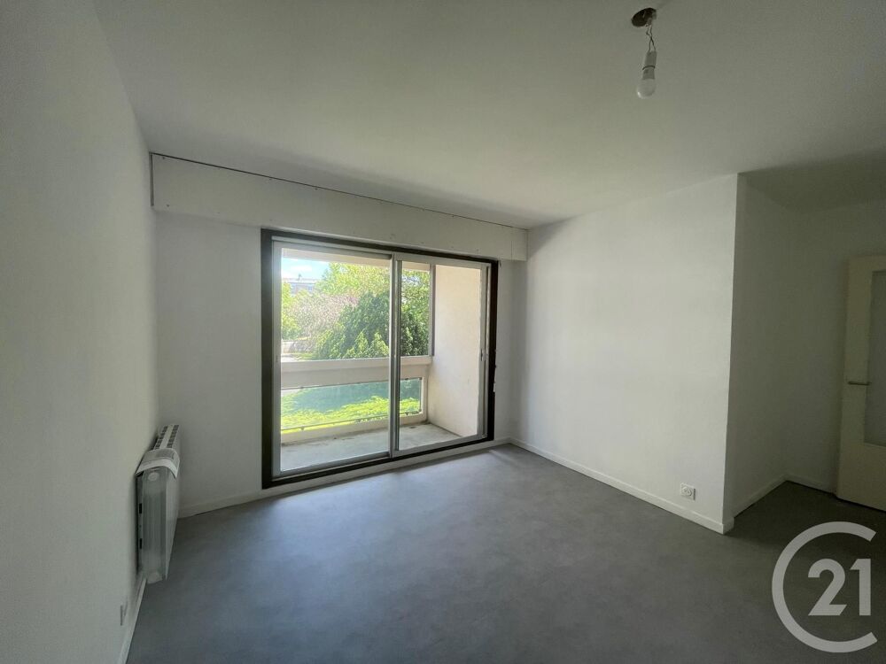 location Appartement - 2 pièce(s) - 57 m² Nevers (58000)