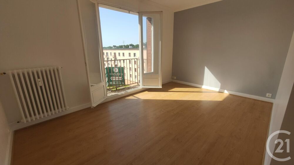 DECIZE - Charmant appartement au quatrième étage, sans a....