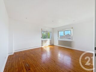  Appartement à louer 3 pièces 72 m²